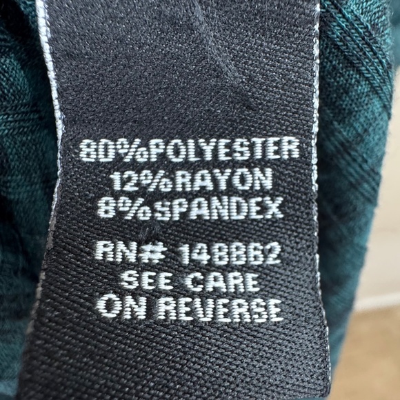 ✨ Torrid Womens Green Ribbed Knit Surplice Wrap Midi Casual Dress Sz. 1 1X 14 16 - Picture 10 of 14